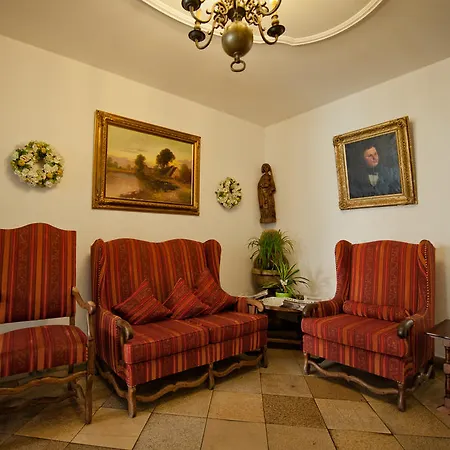 Alt-ringlein Hotel 2*